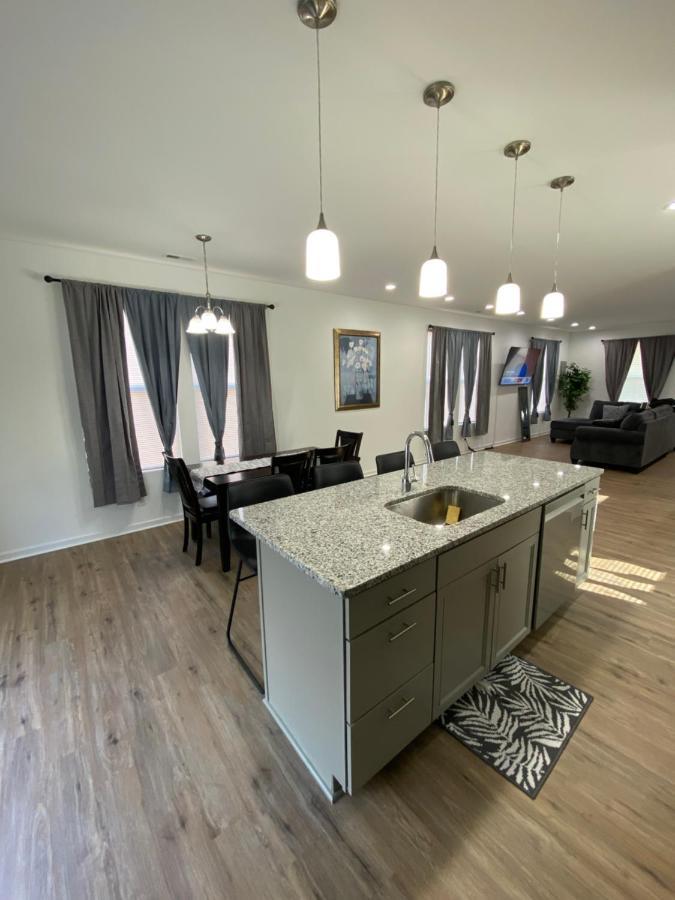 The Chesapeake Gray Villa Norfolk Exterior photo